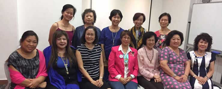 19 Nov 2016: DC meets members of IWC Sg West